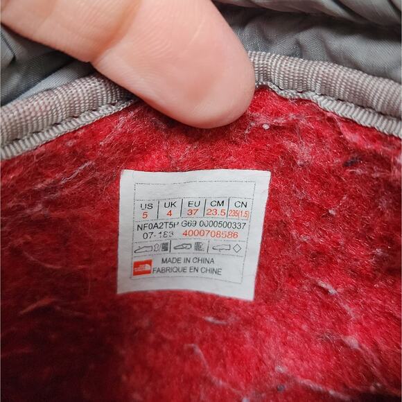 The North Face Alpenglow IV Winter Boots - Picture 10 of 13